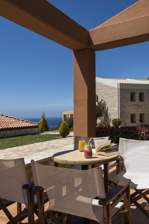 Enastron Villas キパリシア エクステリア 写真