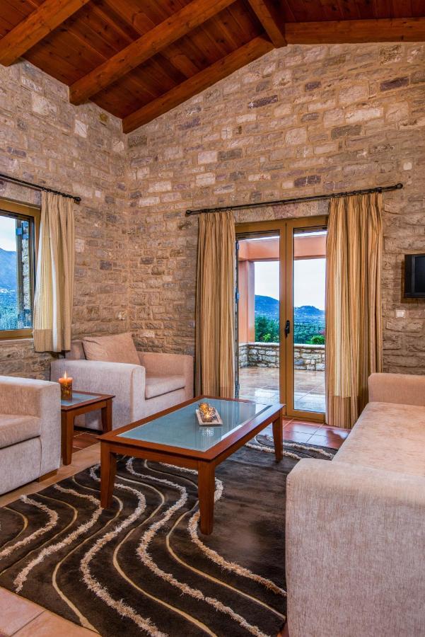 Enastron Villas キパリシア エクステリア 写真